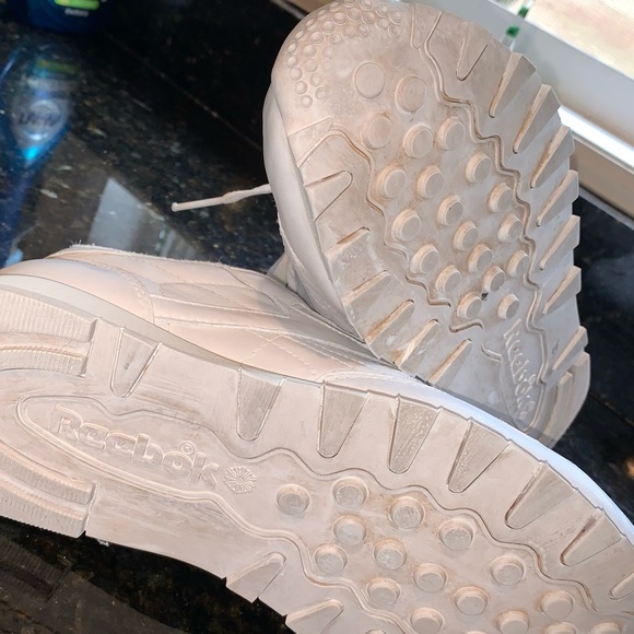Classic OG All White Reebok’s - Picture 7 of 11